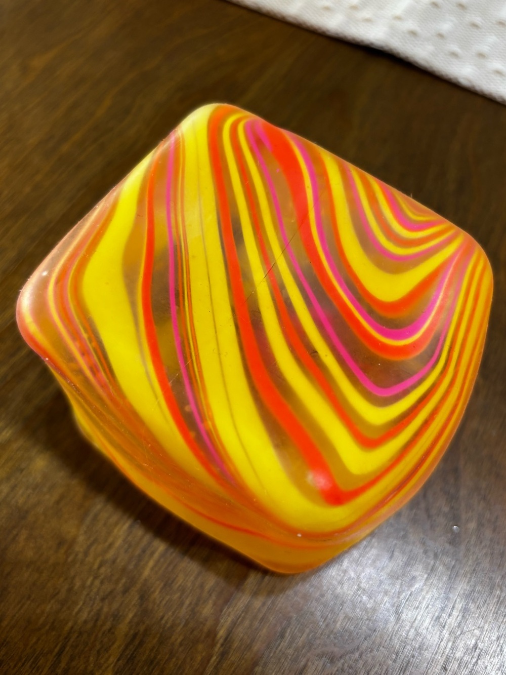 Cleaned - Needoh Burg Swirl Edition *like new - Picture 4 of 4